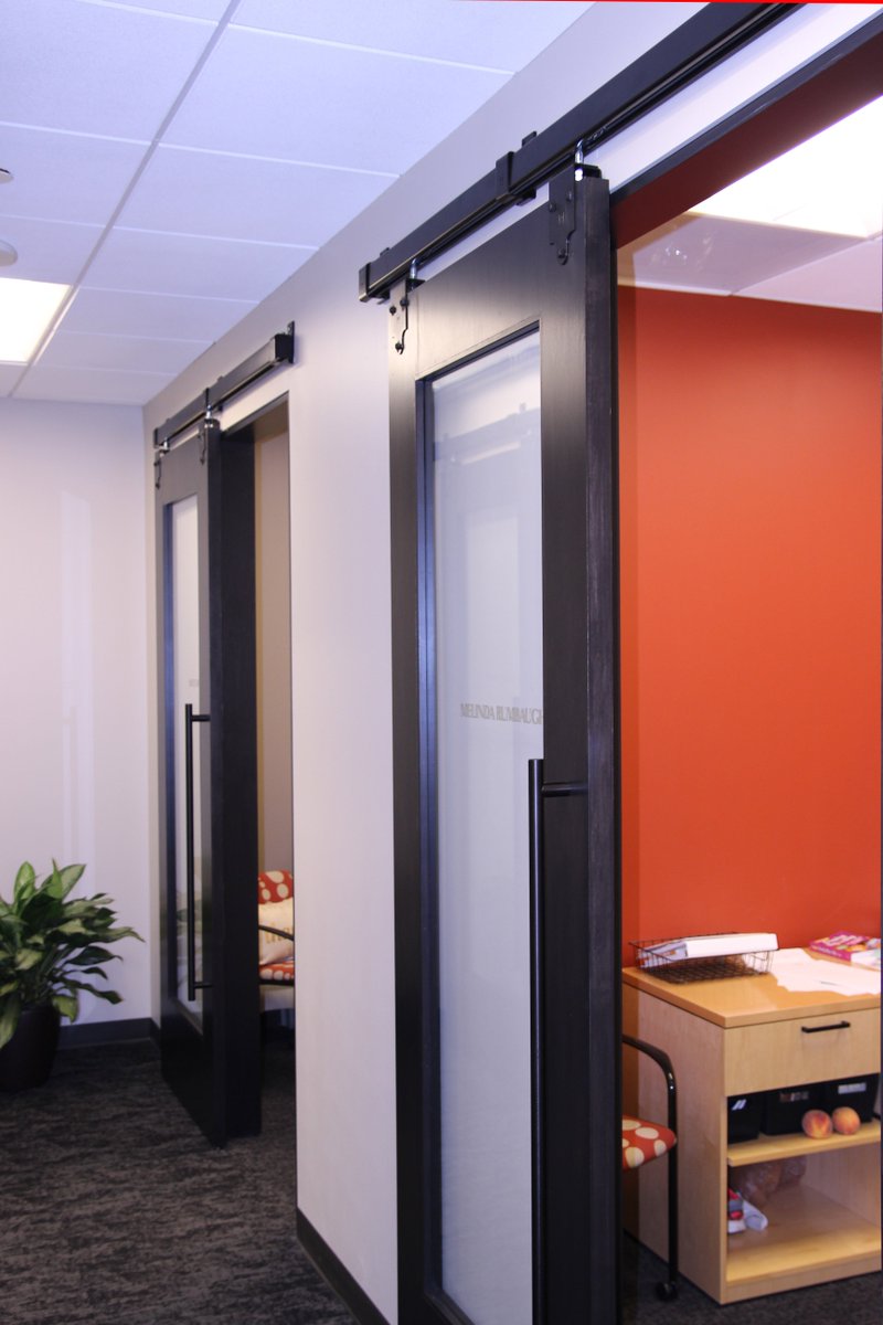 rwhardware's tweet photo. Adding box track #sliding doors can really bring in an industrial but dynamic look to any #office or residence. #slidingtrack #track #doors #interiordesign #design #richardswilcox #rwhardware #boxtrack #office #business #architecture https://t.co/ogscbSy5g2 https://t.co/H1TyLia6tJ