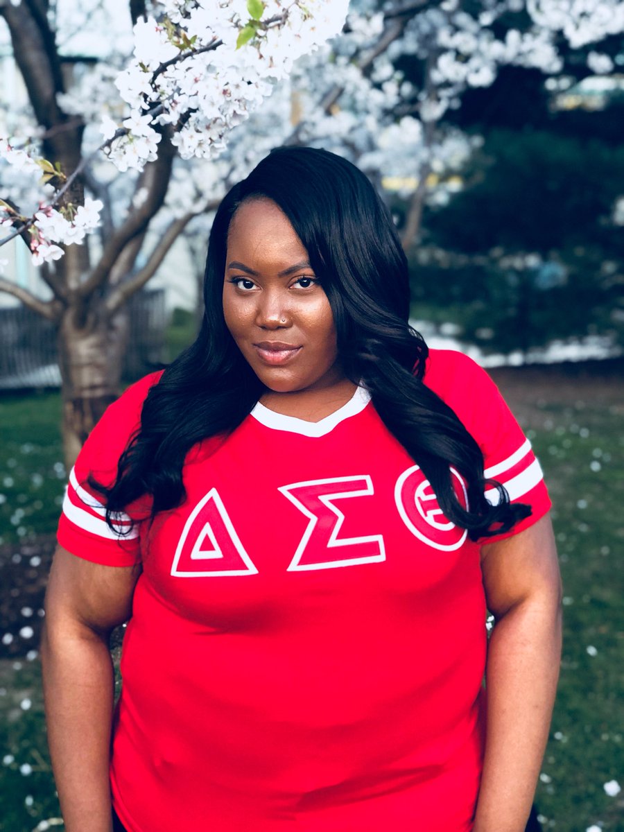 theGPSshow's tweet photo. I can finally have my sister back 😫 So proud of her!!! ♥️ #DST #CodeR3D #Spring18 https://t.co/ngGwjP1W2T