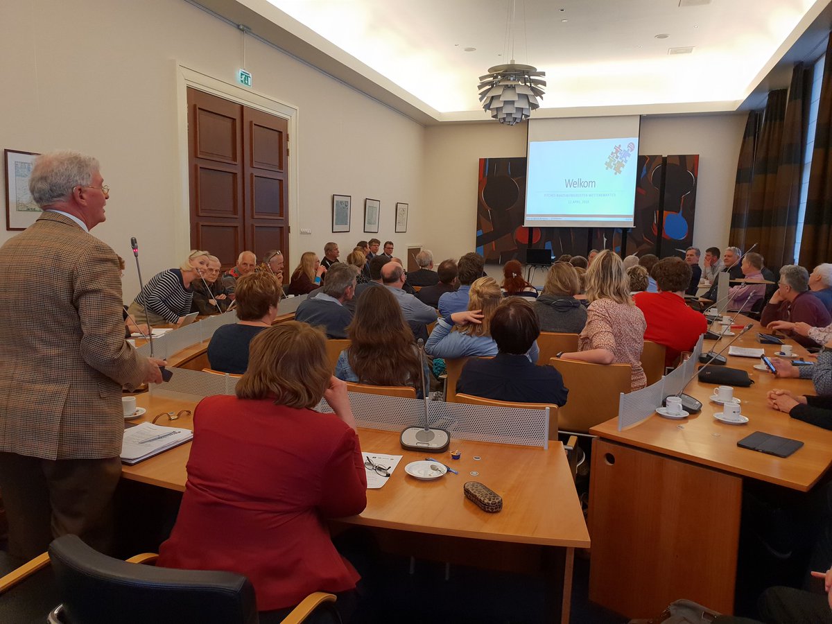 richardlamberst's tweet photo. Veel belangstelling voor pitches raadswerkgroepen #Westerkwartier in gemeentehuis @GemMarum. En dat is mooi! Benieuwd naar de laatste ontwikkelingen. https://t.co/Ym7UhSpMO2