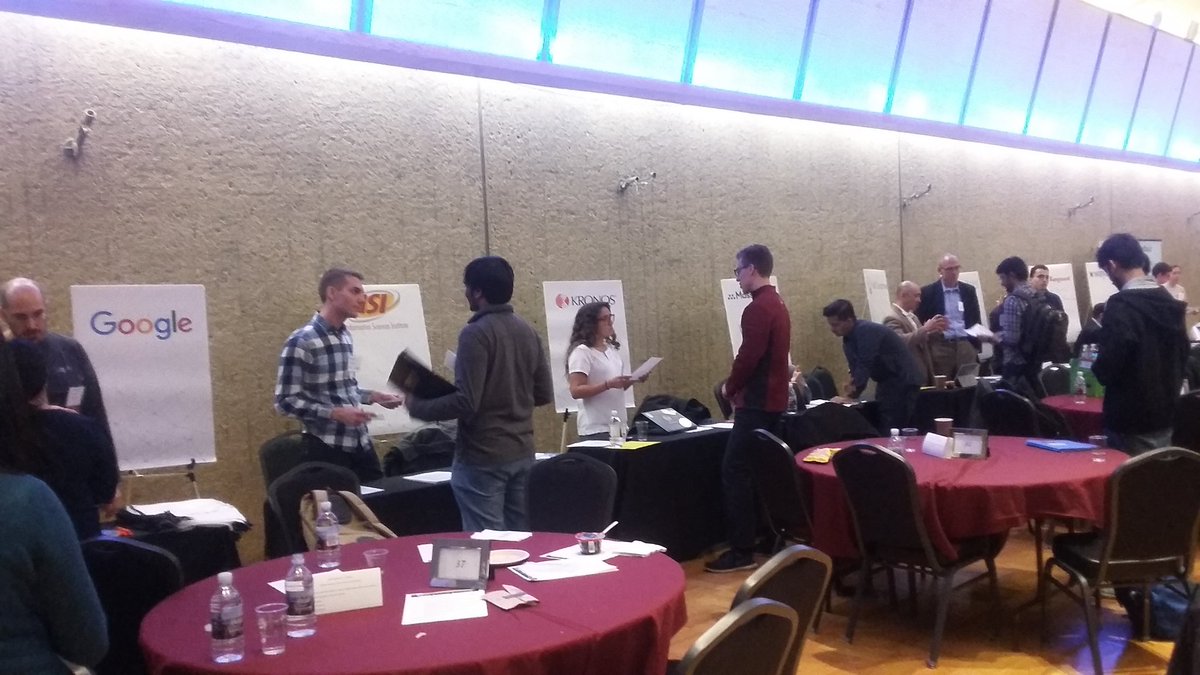 JenniferUMass's tweet photo. Students and industry executives chatting and networking at the Industry Meet and Greet. #umassdatascience @umasscs @UMassDataSci https://t.co/efmav8ZiCZ