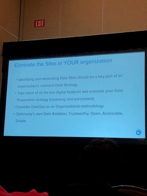 mediamath's tweet image. When it comes to #bigdata, eliminating silos within your organization must be a top priority. Great insight from @Optimizely&apos;s Vignesh Sukumar today at #DataPlatforms2018! #datascience #marketing