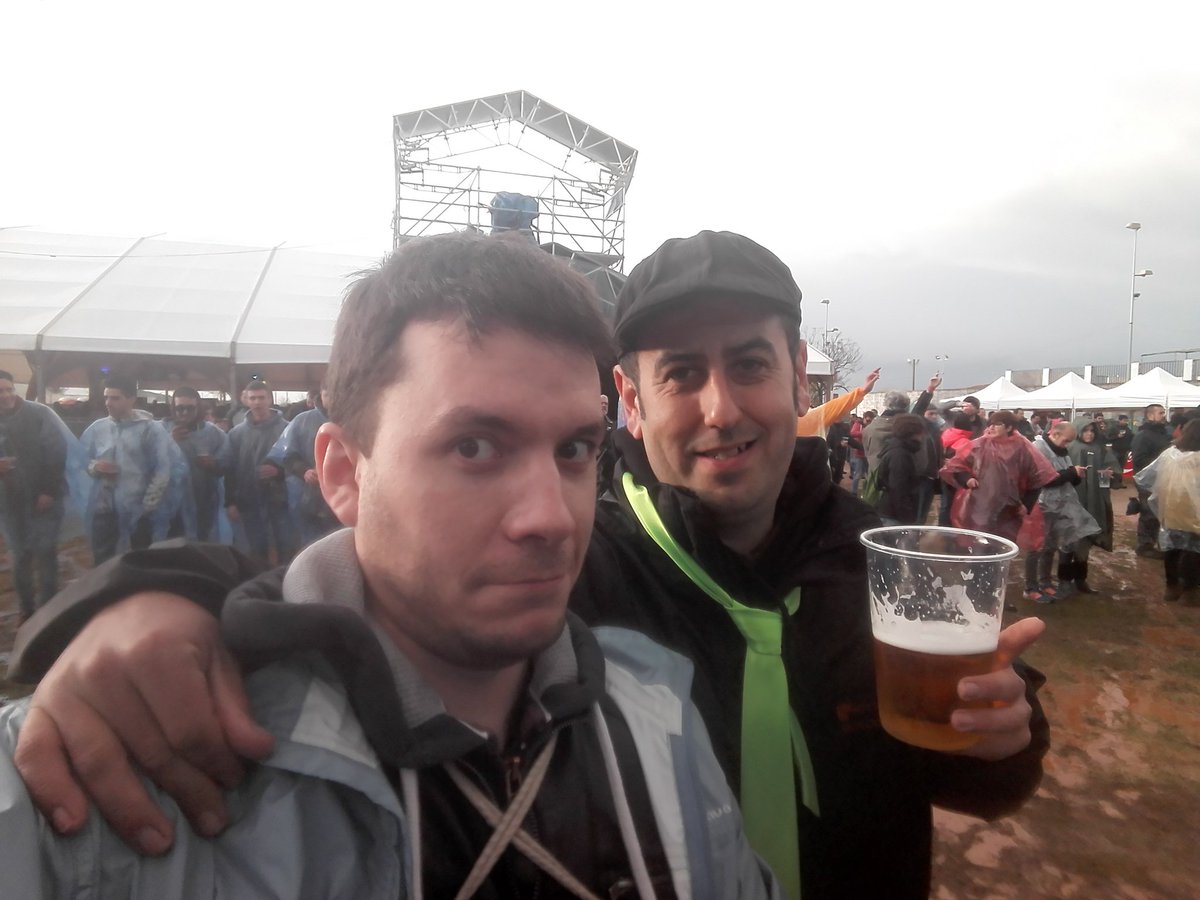 Silthun's tweet photo. Po ya estamos aquí

#Extremusika2018 https://t.co/gHrvqxIAAH