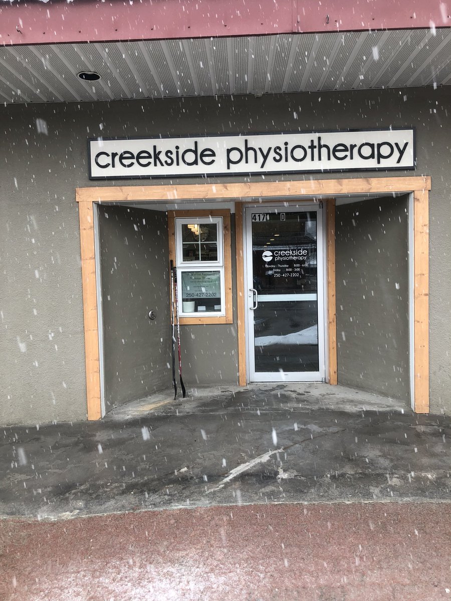 kcreekside's tweet photo. #humboldtstrong #jerseyday #putyourstickout💚💛💚💛 https://t.co/evQNaQw2oM
