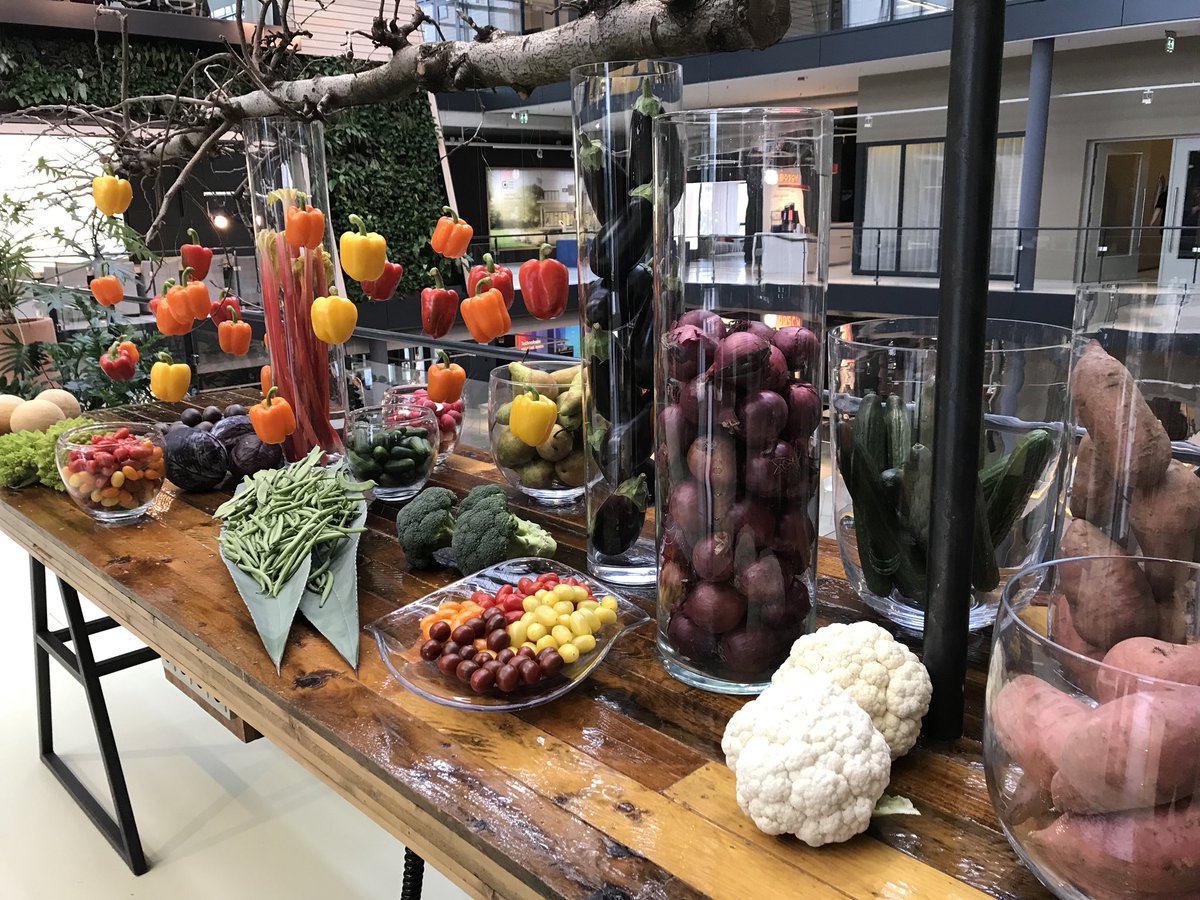 Producten voor dit 🔝event werden beschikbaar gesteld door <a href="/sjoerdjochems/">Sjoerd Jochems</a> van #Especia, <a href="/Lanstrostomaten/">Lans-(tros)tomaten</a> <a href="/SnackProducts/">Snack Products</a>, <a href="/koppertcress/">Koppert Cress</a> en <a href="/VanGelderNL/">Van Gelder groente & fruit</a> ; berebedankt!!🙏🏻