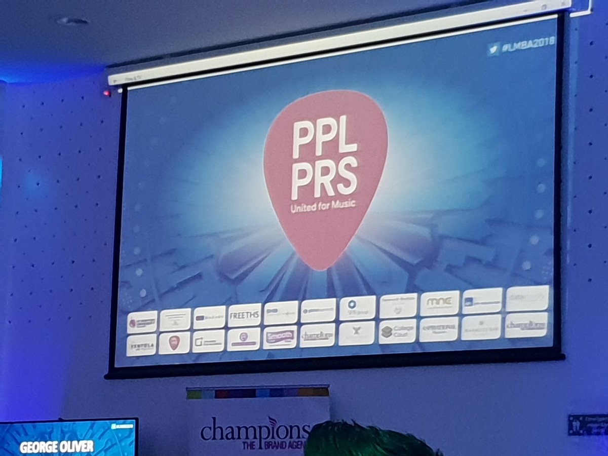 bethany_grundy's tweet image. Super proud to be presenting Retail Business of the Year award at the Leicester Mercury Business Awards #LMBA18 @LMBA2018