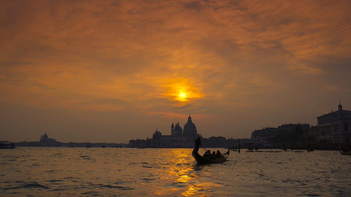 Sony Professional | US & Canada (@sonyprousa) on Twitter photo WATCH: Experience the light and poetry of Venice the "Most Serene Republic" through the lens of large format Director/DP <a href="/peterhchang/">Peter H. Chang</a>, using Sony's new VENICE camera bit.ly/2EFzSmo #ShotOnSony cc @Cooke_Optics @CWSonderoptic WATCH: Experience the light and poetry of Venice the "Most Serene Republic" through the lens of large format Director/DP <a href="/peterhchang/">Peter H. Chang</a>, using Sony's new VENICE camera bit.ly/2EFzSmo #ShotOnSony cc @Cooke_Optics @CWSonderoptic