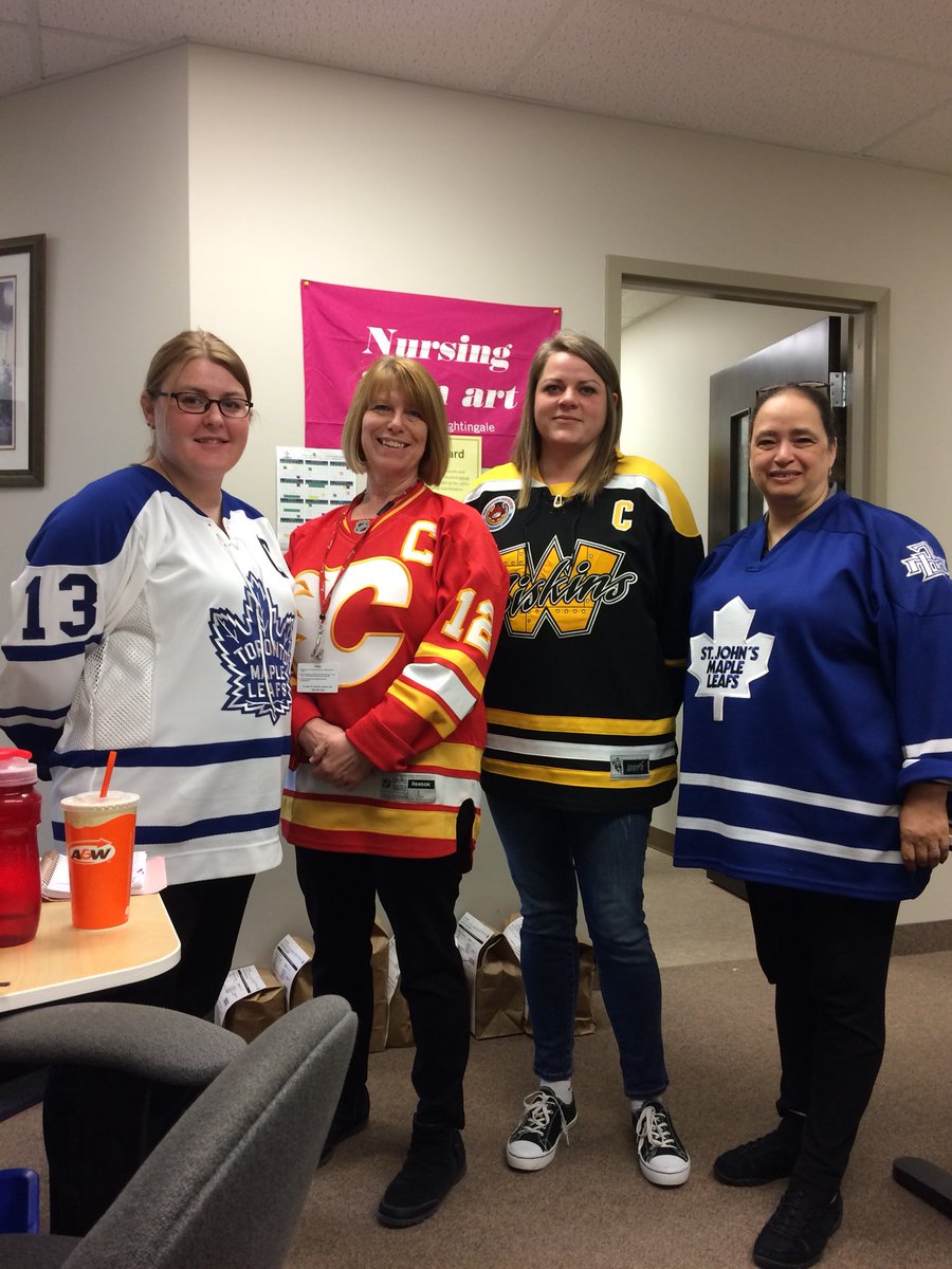 wewebean's tweet photo. Stratford ON nursing team showing our support #jerseyday #humboldtsrong https://t.co/e9ONbt0BXk