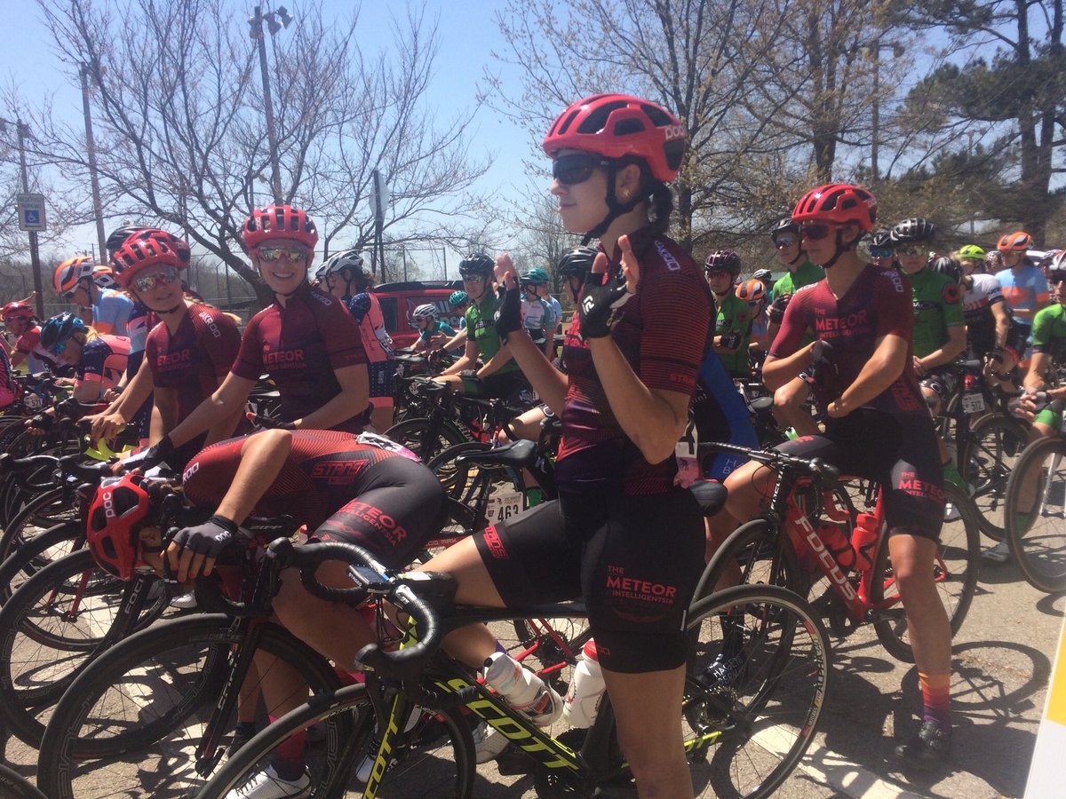 We are at <a href="/joemartinstage/">JoeMartinStageRace</a> and Stage 1 has begun!