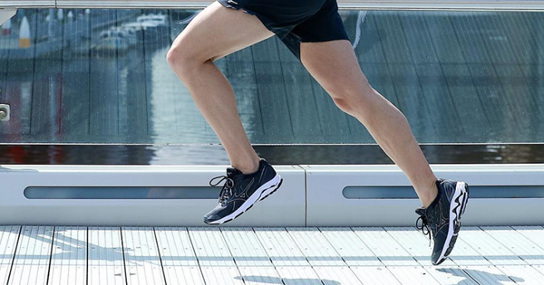 WhitbyRunRoom's tweet image. The Wave Inspire 14 doesn’t disappoint. Newly designed jacquard mesh provides flexibility, durability, and support. With the Introduction of cloudwave technology, a softer-smoother more stable run awaits you. #RunwithMizuno #WaveInspire14 #MizunoRunCanada pbxx.it/quylwt