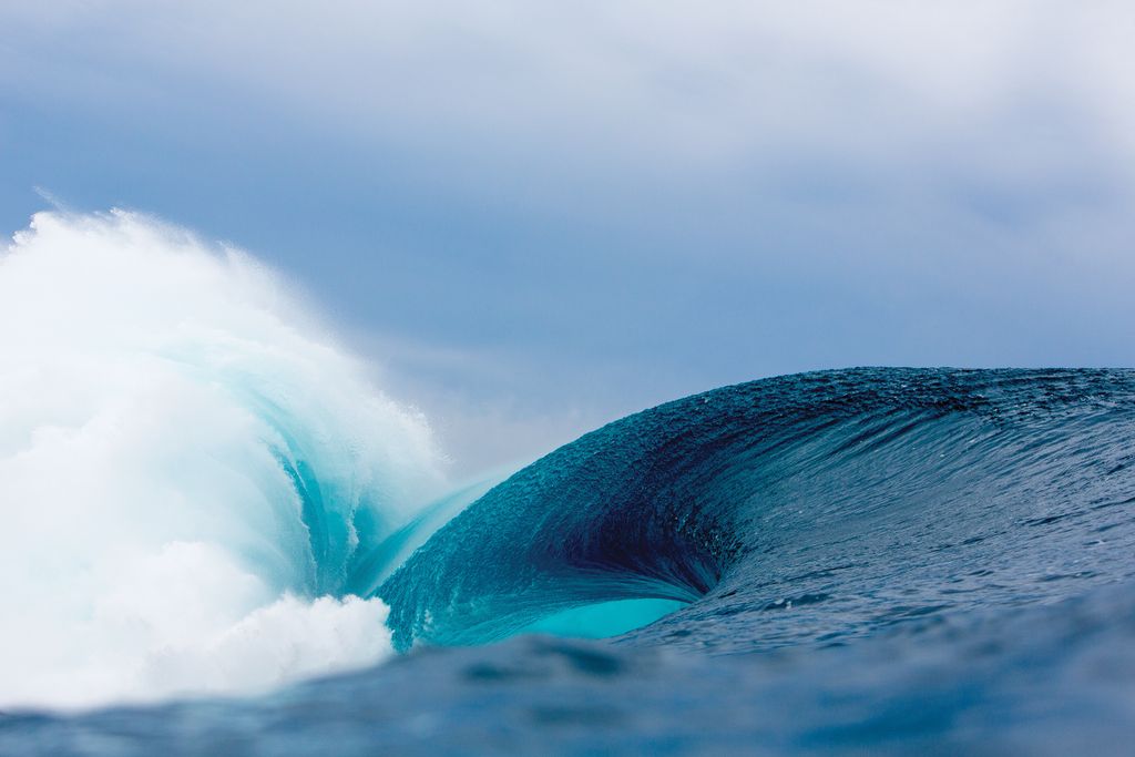 Teahupoo. Words fail. Photograph by Seth de Roulet.