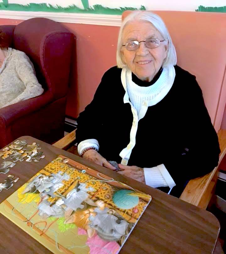 CentersHealth's tweet photo. 🙌Another great week for our residents☺️#SlateValleyCenter #KingstonCenter #HammontonCenter #WarrenCenter #CentersHealthCare #HeartHealthHome #Recreation #Art #boardgames #seniorcare https://t.co/b4lCi3KMz9