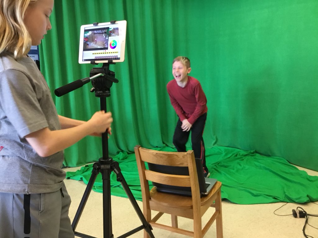 DoInkTweets's tweet photo. MT @CB_MrsWilson: This is how I feel when we do fun projects, too! Look at these faces of pure joy! We love school and projects with @kutz4thgrade @AControy Creating book responses for our Who Was books through dioramas + @DoInkTweets make life fun! https://t.co/nqDxnYPL2l #doink
