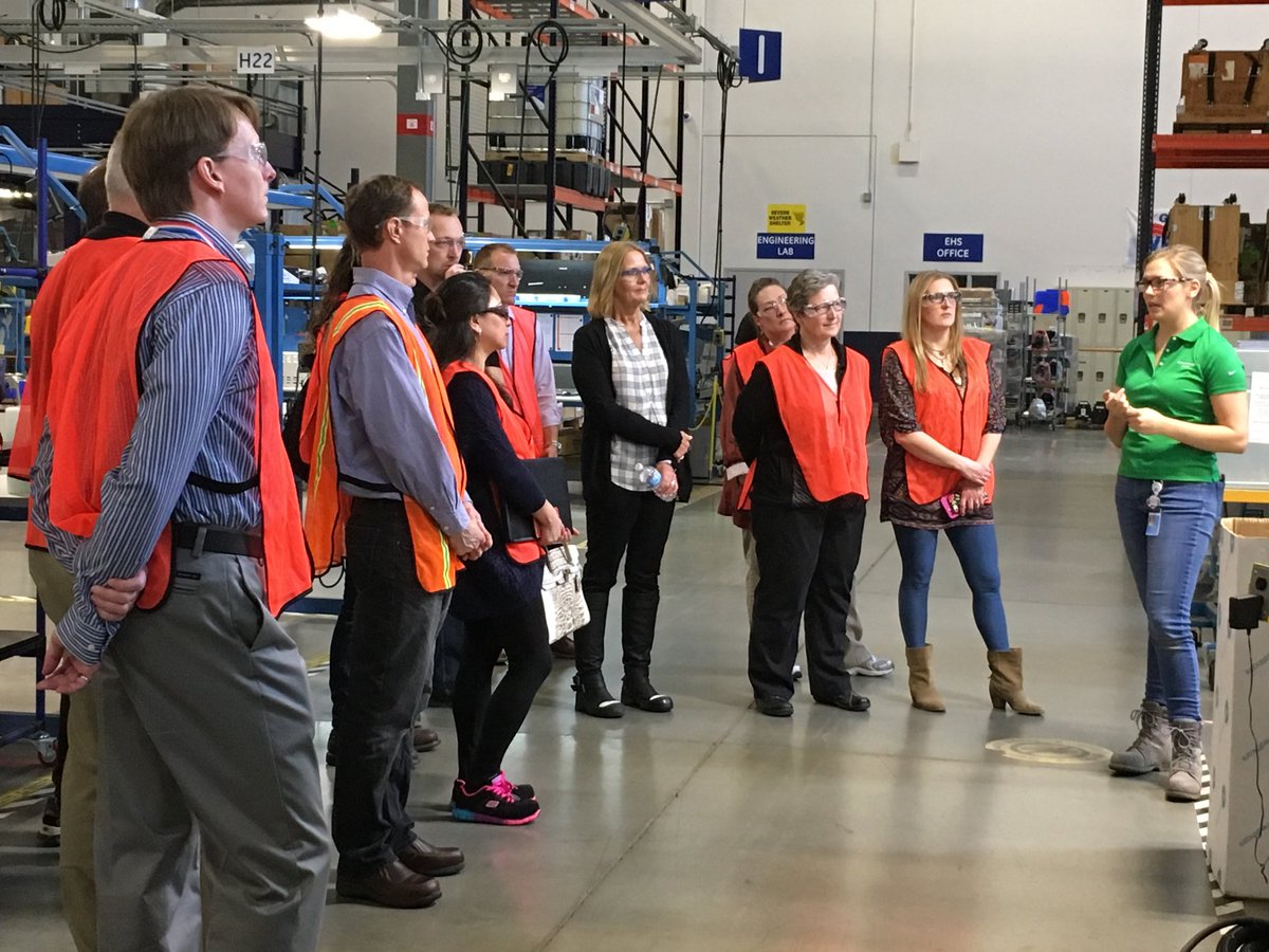 UncleRick's tweet photo. GE Healthcare tour. Learning about GoldSeal operations. #remanday2018 https://t.co/HWi6WVSF4N