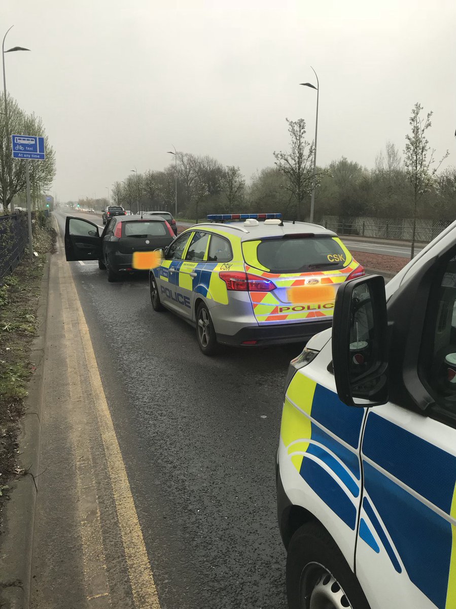 MPSBarkDag's tweet photo. #KGTeamD officers stopped and searched the occupants of this vehicle in New Road, Dagenham this afternoon and found this nasty looking knife! Suspect now in custody. There can be no excuse for having weapons like these!
#topjob 422EA https://t.co/rsgIRGjTGo