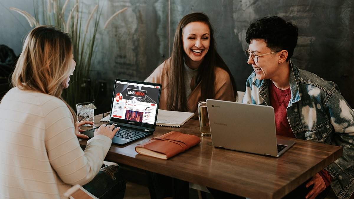 MarrMediaGroup's tweet photo. We hear way too often that businesses are leaving their #socialmedia presence in the hands of their intern. This has to stop!🙅‍♀️ Here are 5 reasons why you should hire an agency (like us)! https://t.co/FU5ROJuv8r #SMM https://t.co/Y6ajmd9LDa
