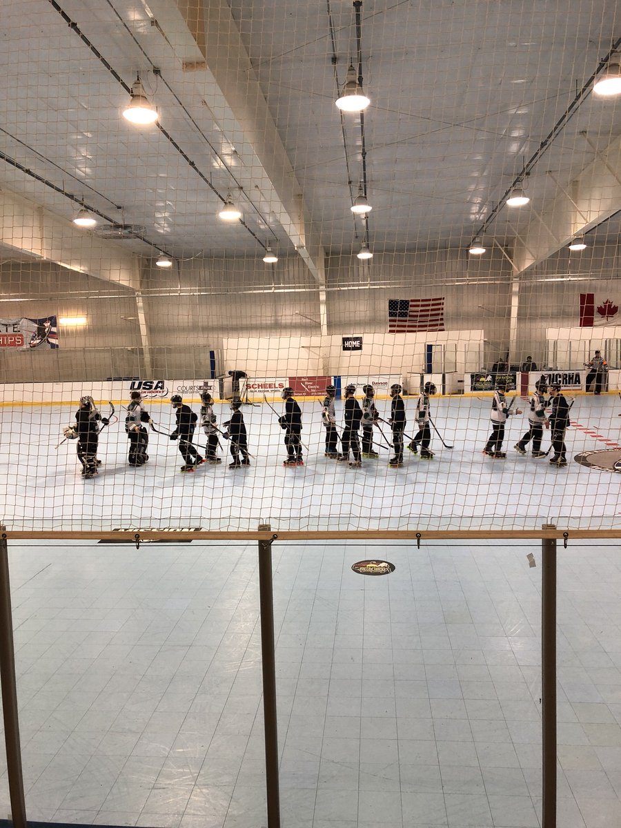 FSCRollerHockey's tweet photo. The boys take their final pool play game by the score of 9-0 to win Pool B #FSCPuck https://t.co/YlzdlGL0qH