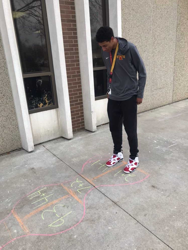 Brie Gauthier (@brie_gauthier) on Twitter photo We are supporting creativity in children by making math fun again! <a href="/CommunitiesONHS/">Communities</a> #outdoorclassroom We are supporting creativity in children by making math fun again! <a href="/CommunitiesONHS/">Communities</a> #outdoorclassroom