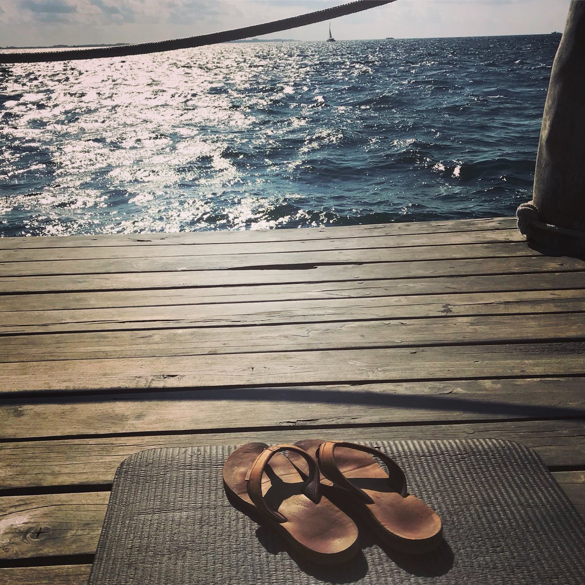 Women’s Originals living that beach yogi life 👣🌞 #springbreak2018
*
Thanks for the 📷 @bcstampul!