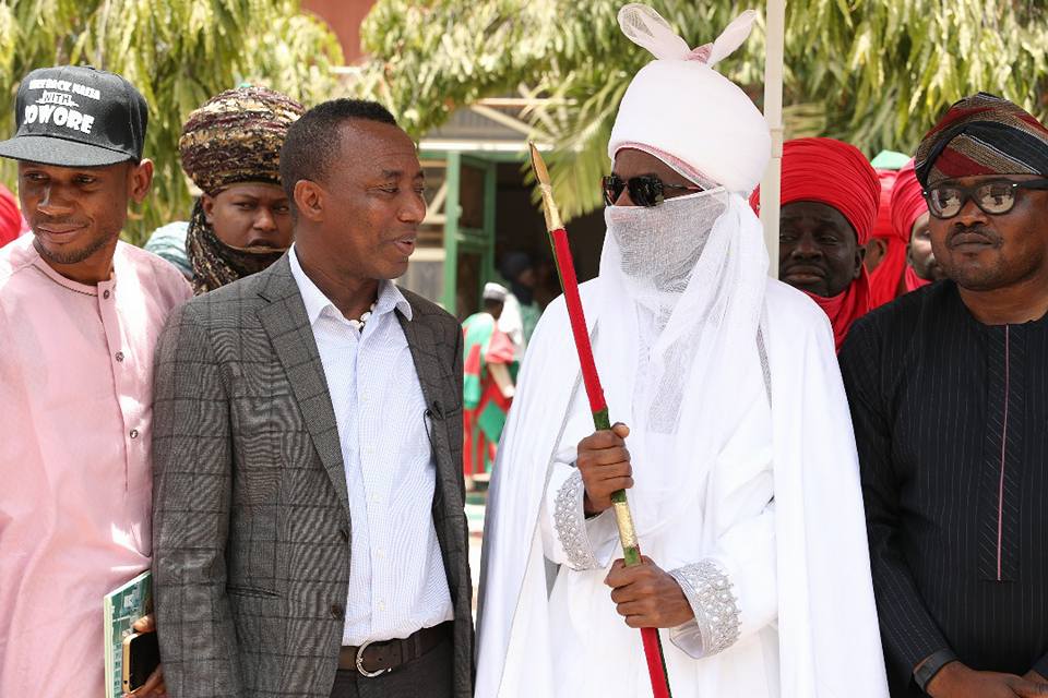 Sowore @YeleSowore Visits Emir of Kano as TakeItBack Movement Spreads to The North -Photos
> 9ralife.com/2018/04/12/sow…