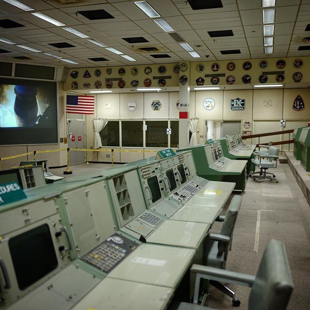 scottslade's tweet image. Mission Control
#failureisnotanoption #nasa #apollospaceprogram #houstonspacecenter #space #apollo13 #houstonwehaveaproblem