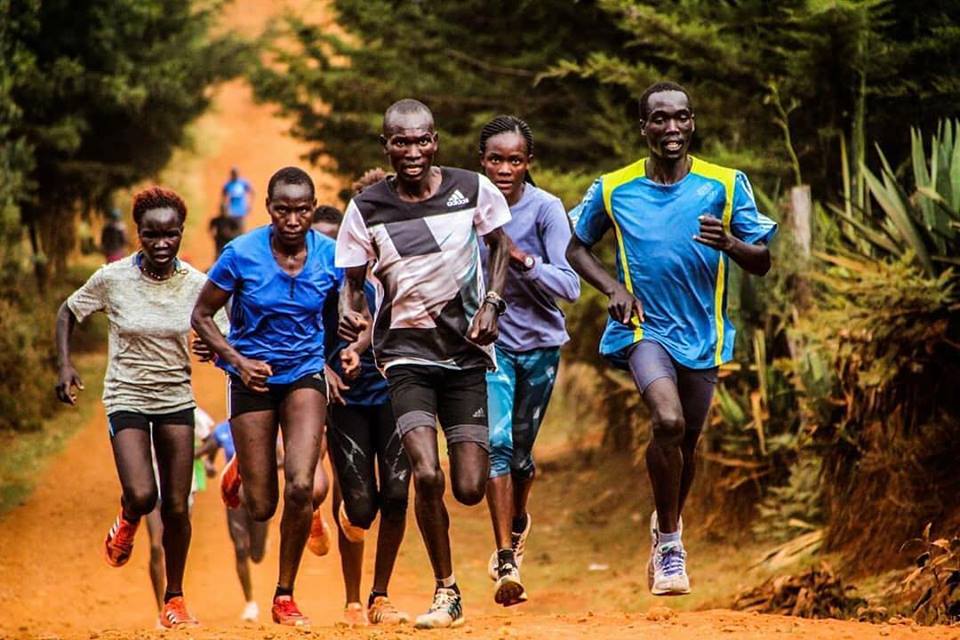 RunningTrips's tweet photo. [BLOG] Running London Marathon? 
Don't let your great training go to waste with a poor taper. Check out our guide to the Marathon Taper now

https://t.co/PFFVvFIXvJ https://t.co/oibUVTm03X
