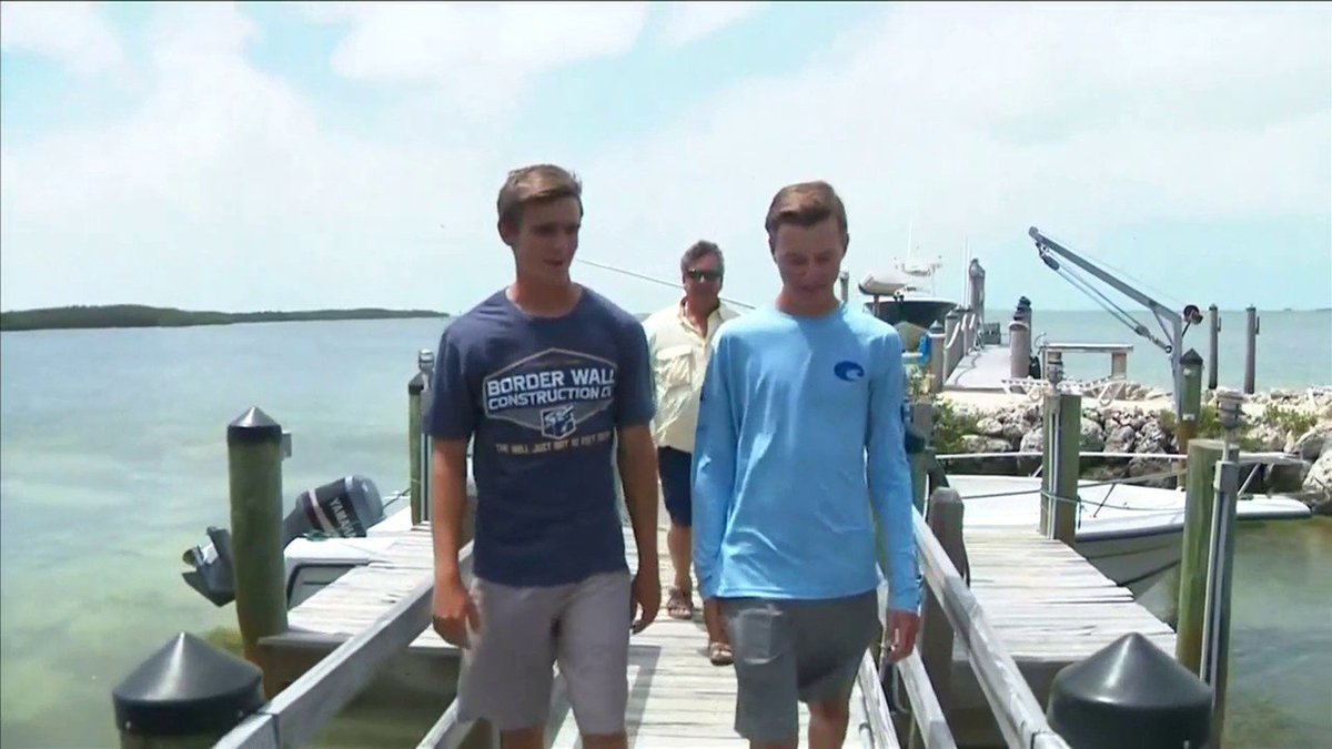 When boat capsized, 2 teens came to the rescue in Florida Keys bit.ly/2GU8gQj https://t.co/kudxrSDbyV