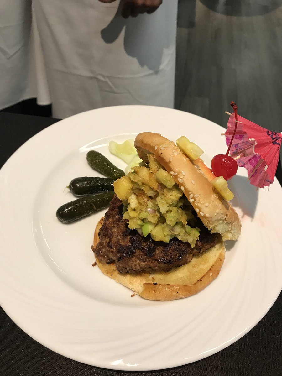 <a href="/HC_Hurricanes/">Holland Hurricanes</a> Master Creation “Hurricane Heart” at the <a href="/Cook4KidSport/">Cooking For KidSport</a> dinner. Great showing with fabulous skill - even better looking chefs!