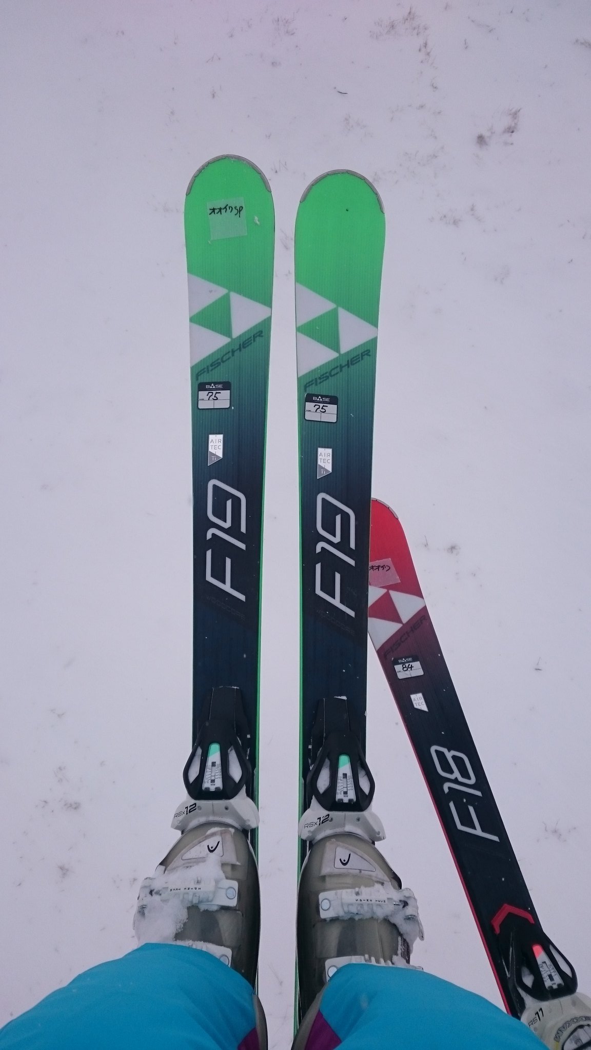 FISCHER F19 スキー板 168cm