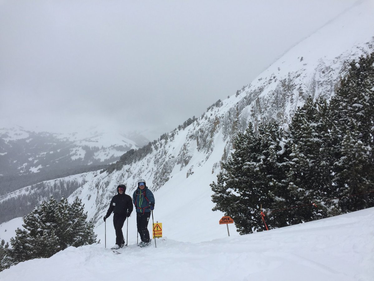 kehealy's tweet photo. Other than the great science at @KeystoneSymp on Tissue Chips #KSchips we had some excellent skiing. We able to catch up with grad school buddy Ross Shonat @NIH https://t.co/8w0EFLX2wc