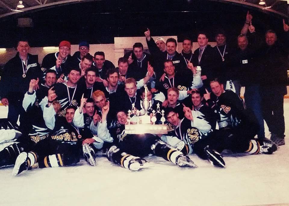 buzzilinear's tweet image. Donning the @EdmontonRoyals uni for the #HumboldtBroncos thinking back to the bus trips to Dawson Creek &amp;amp; Maple Ridge. #provs #greenandGOLD