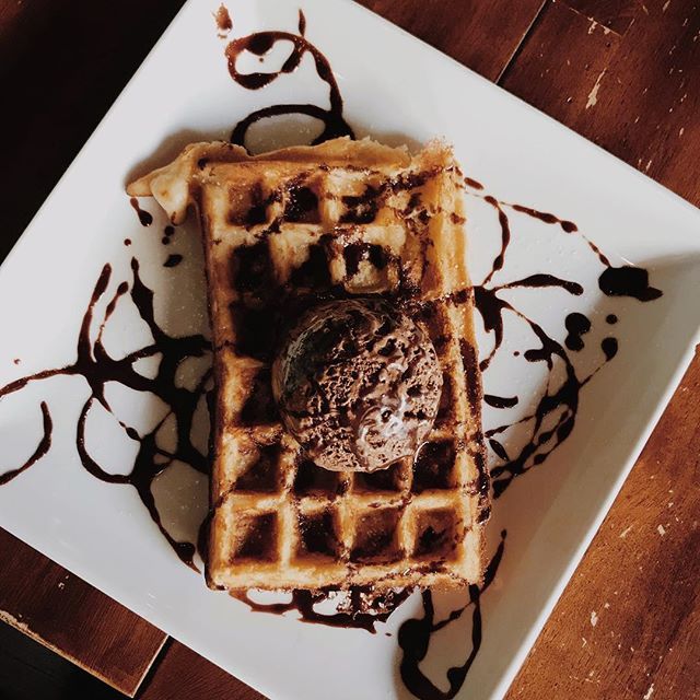 takenyahampton's tweet photo. If ice cream on a waffle is wrong, I donโt wanna be right!
โ โ โข
โข
#wafflelove #breakfast #deliciousbeginnings #onmyplate #tablesituation @beantraders #foodiefun #onthetable #heresmyfood #foodpic #foodography #foodaddict #foodblogger #foodoftheday @raโฆ https://t.co/Uj5ReM20x4 https://t.co/XCVEKCmu5b