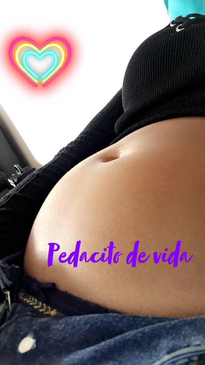 luisabedoya14's tweet photo. Los AMO😻👨‍👩‍👧💜 https://t.co/7qy96CDIu8