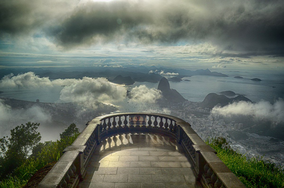 Rio de Janeiro aos pés do Redentor! ♥
📸 Foto: Gustavo Gigio
#CristoRedentor #ChristtheRedeemer #RiodeJaneiro #Santuario #Brasil