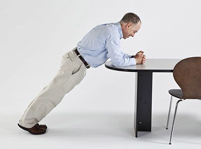 HarvardHealth's tweet photo. Strengthening your core muscles doesn't have to be overwhelming. You can do these simple exercises anywhere, even in your office and adapt them as you gain fitness.
https://t.co/98RBkNFcD6 #workout #abs #HarvardHealth https://t.co/NJoGZ4lcnw