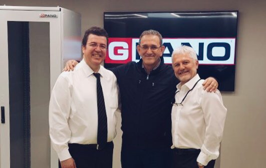 Değerli dostlarımız, Sn. Sabri Günaydın ve Sn. Alp Arslan Ok firmamızı ziyaret ettiler.
Sektörü konuştuk, çok yararlı ve yapıcı oldu.
Kendilerine içten teşekkür ederiz.
<a href="/EAEGroup/">EAE Group</a> <a href="/hbteknik/">HB TEKNİK</a> #panelmaster #ekabin #eae #elektrik panosu