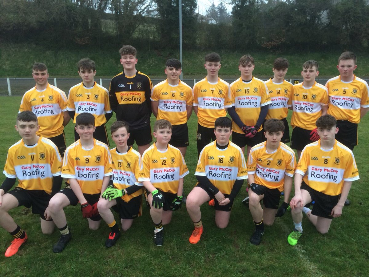 MoneymoreGAA's tweet photo. 🏐New Jerseys🏐
Gary McCoy Roofing presenting Moneymore GAC Chairman Paddy McFlynn with a set of jerseys for the Under 16 Boys. Moneymore GAC and Gary are proud to be supporting the 'Opt for Life' Logo. @JoeBrolly1993 @OptFLFoundation @GaryMcCoy4 https://t.co/ayP15pbggv