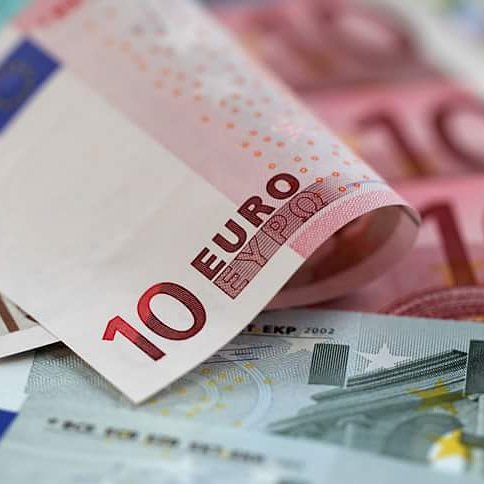 Cash prize for the 10 &amp; 5k School Run on Sunday.
10k: 1st €50, 2nd €30 &amp; 3rd €20 for men &amp; ladies
5k: 1st €30 &amp; 2nd €20 for both men &amp; ladies
Online Registration TotalTiming.ie