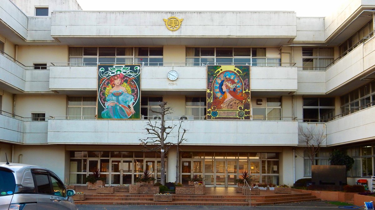 つくばみらい市伊奈東中学校