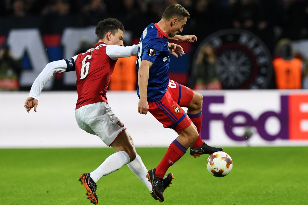 MatchTV's tweet photo. ЦСКА играет вничью и проигрывает противостояние. Спасибо армейцам за блестящий евросезон!

Лига Европы, 1/4 финала
ЦСКА — "Арсенал" (2:2) (1:4 - первый матч)

Голы и моменты: https://t.co/pHOLZG7H5i https://t.co/w28W434cCz