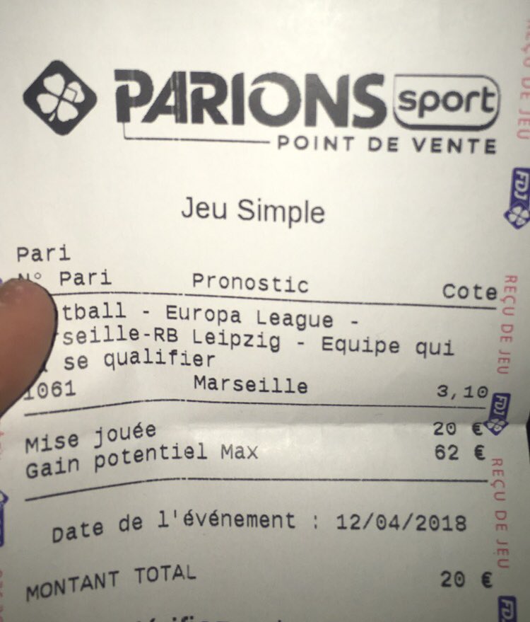 popomes's tweet photo. On vous l’a annoncé, on espère que vous avez suivi ce soir 
Bonne nuit l’équipe ☘️⚽️ https://t.co/ATaoej4ofQ