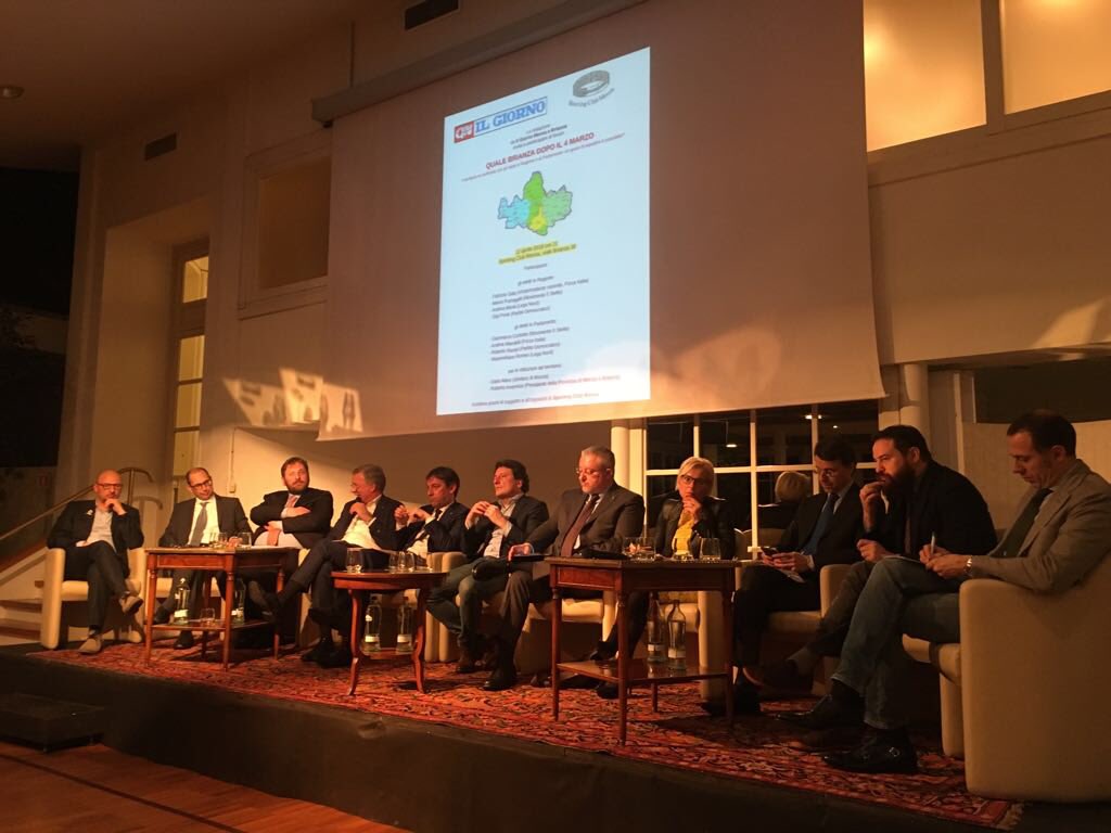 mandelli_andrea's tweet photo. Nella serata organizzata dal @qn_giorno ho ribadito l’impegno preso in campagna elettorale per la #Brianza proseguirò alla #Camera il lavoro iniziato al #Senato per il nostro territorio #sportingclubmonza #RipartiamodallaBrianza https://t.co/qkbHajCuNZ