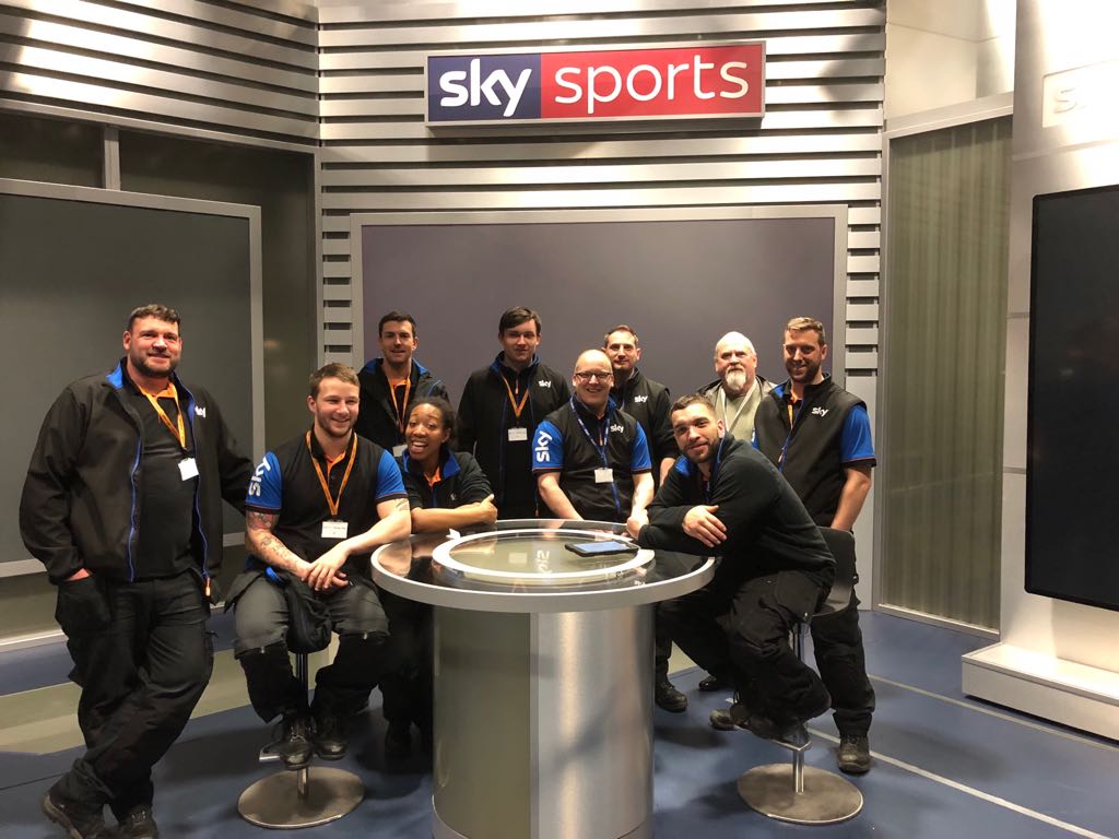 Closey1983's tweet photo. Great 4 weeks training with this great group of lads. Big shout out to the trainers for all the help and guidance.  #workforsky#skyhq#thedebatestudio https://t.co/3UFpkCMVLJ