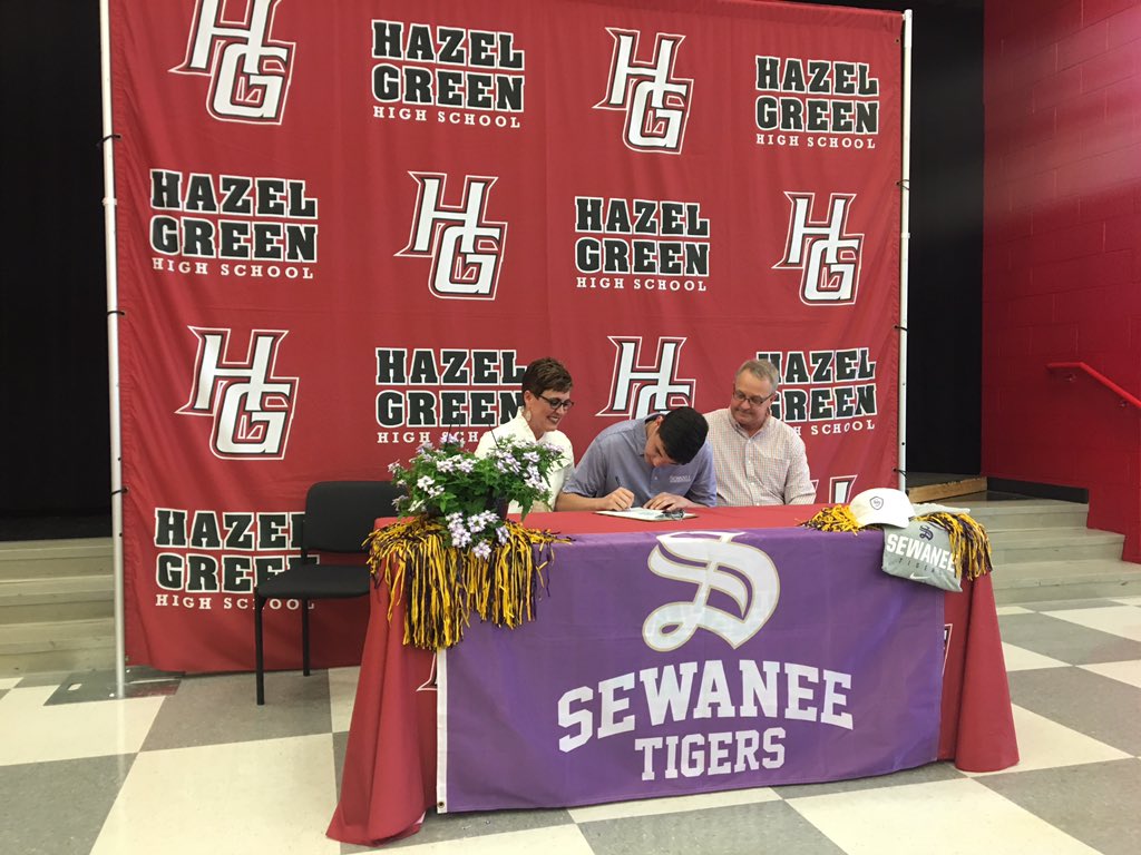 HGBasketball's tweet photo. So Proud of @GrantPerry10 for signing with Sewanne University. Great Kid and Player. #TrojanFamily https://t.co/hxohZzu7Tl