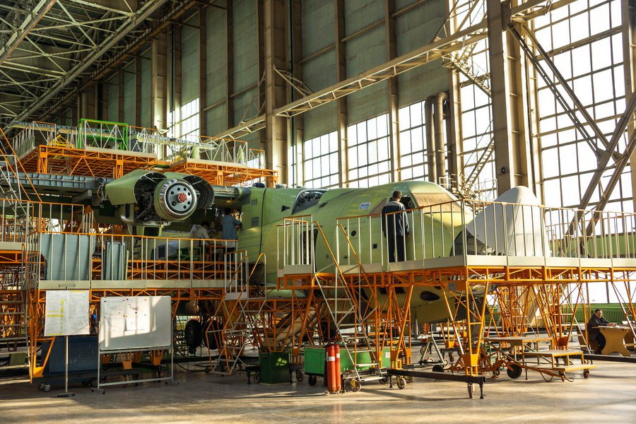 Il-112V light military transport - Page 3 DanN9RhXUAAeDiT