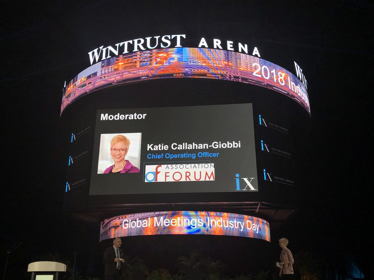 MelissaW_CAE's tweet photo. So excited to kick off #IXChicago18 with Katie Callahan Giobbi from #AssocForum #GMID18 https://t.co/YKlalsbNUV
