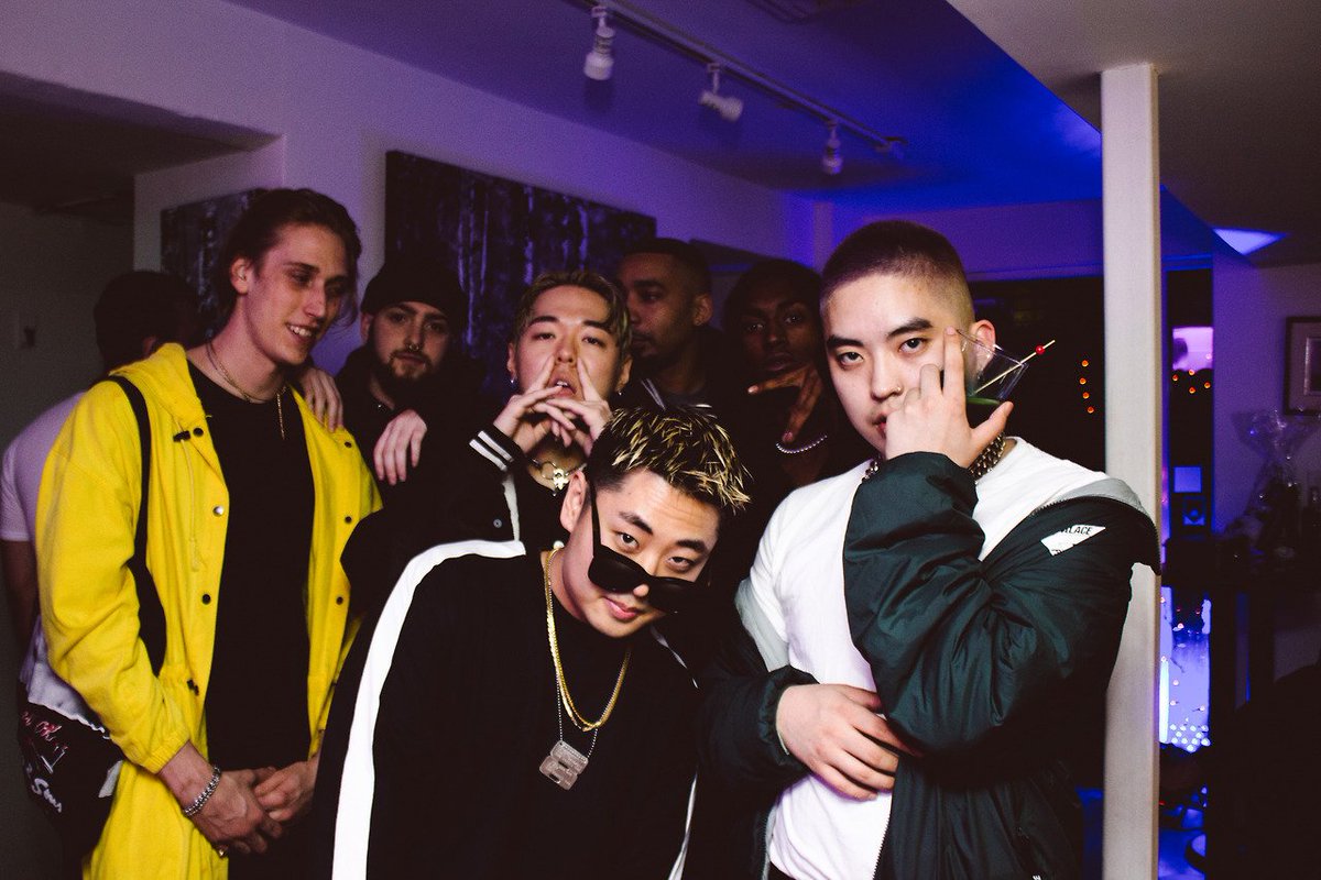 WAYSFAM's tweet photo. Reminiscing back on October while we plan what’s next 💭 #TBT to our Eyes Wide Shut event with 𝖑 𝖎 𝖑 𝖘 𝖑 𝖚 𝖙, lil africa, Same $hift &amp; more! 📸: Jason Pagaduan https://t.co/0UmJp6jd7F