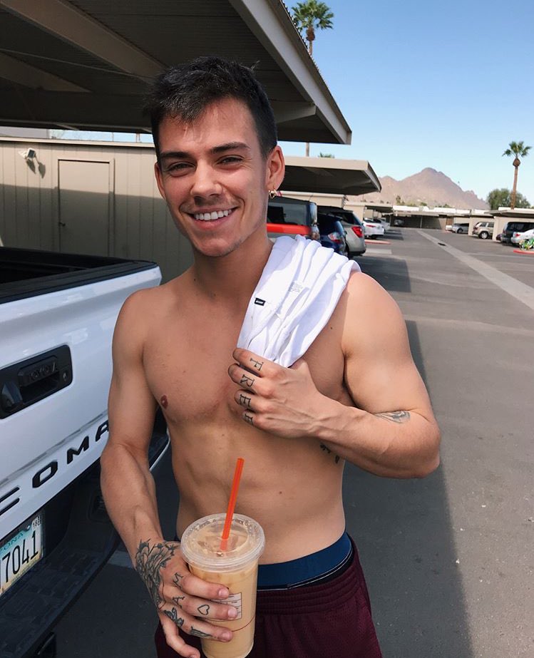 camdenfck's tweet photo. My boy 😍 https://t.co/I0vaaFp9FT