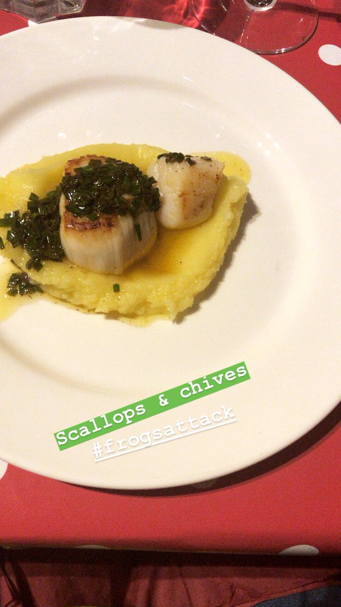 LillyHiggins's tweet photo. Lovely night at @latitudefiftyone for #frogsattack with incredible natural wines from #JeanFoillard & #ThierryPuzelat & #AntonyCointre food https://t.co/8xjcjdcEiI