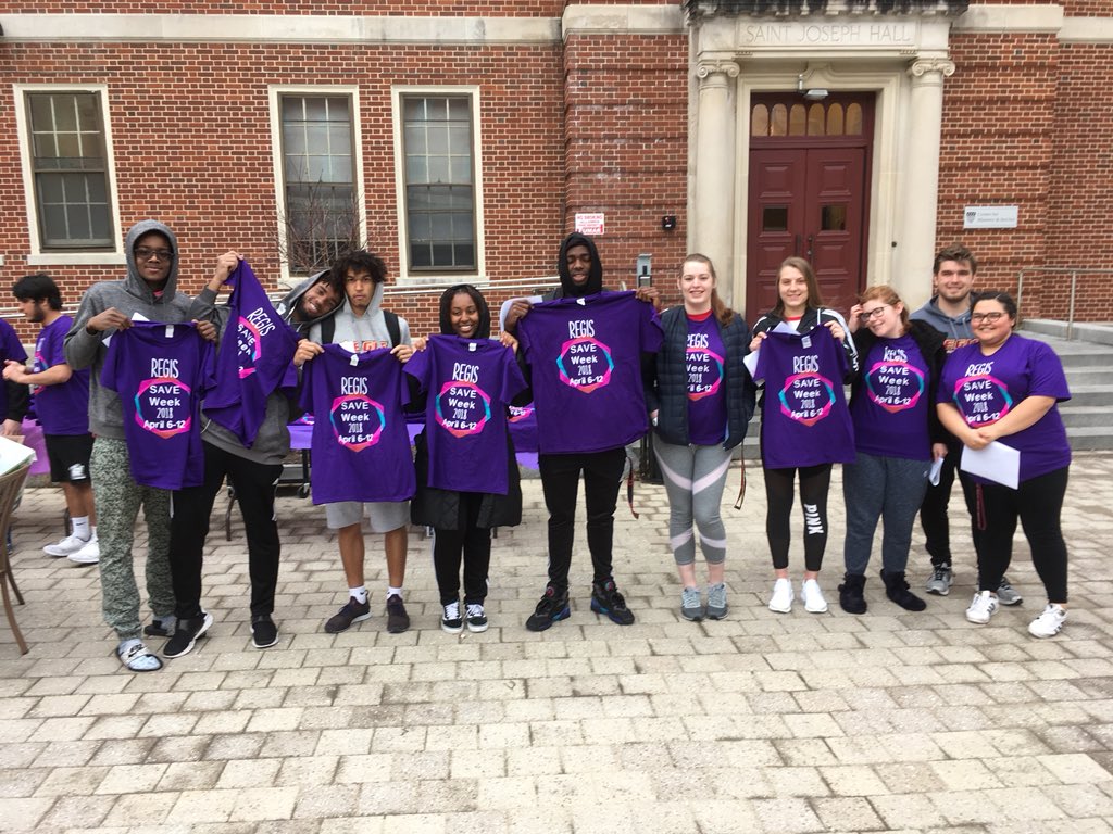 kelt303's tweet photo. Students ready to stand against sexual violence at Take Back the Night! #RegisSAVEWeek https://t.co/PpTm9kZbdl