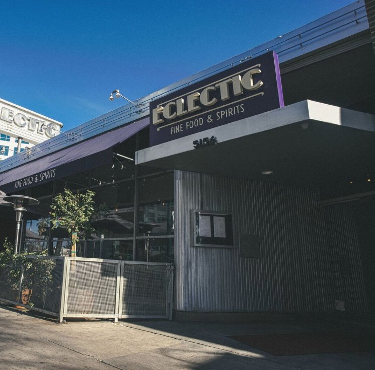 TheEclecticNoHo's tweet photo. We'll be closed for Spring cleaning today! But don't you worry because we'll be open again tomorrow during regular hours😌

#Spring #Springcleaning https://t.co/rWt5YJi6az